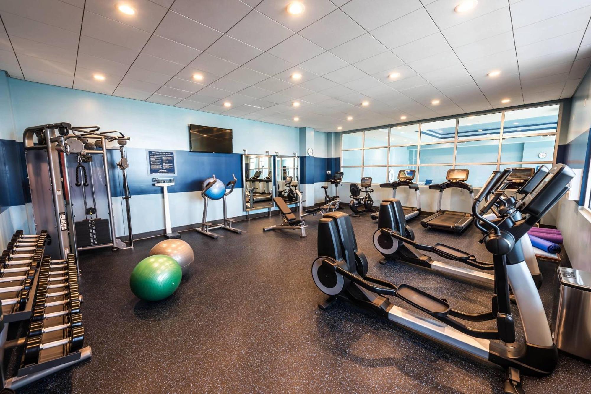 Four Points By Sheraton Austin Airport Bagian luar foto