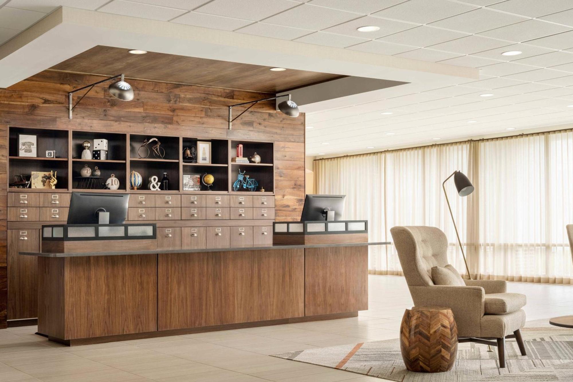 Four Points By Sheraton Austin Airport Bagian luar foto