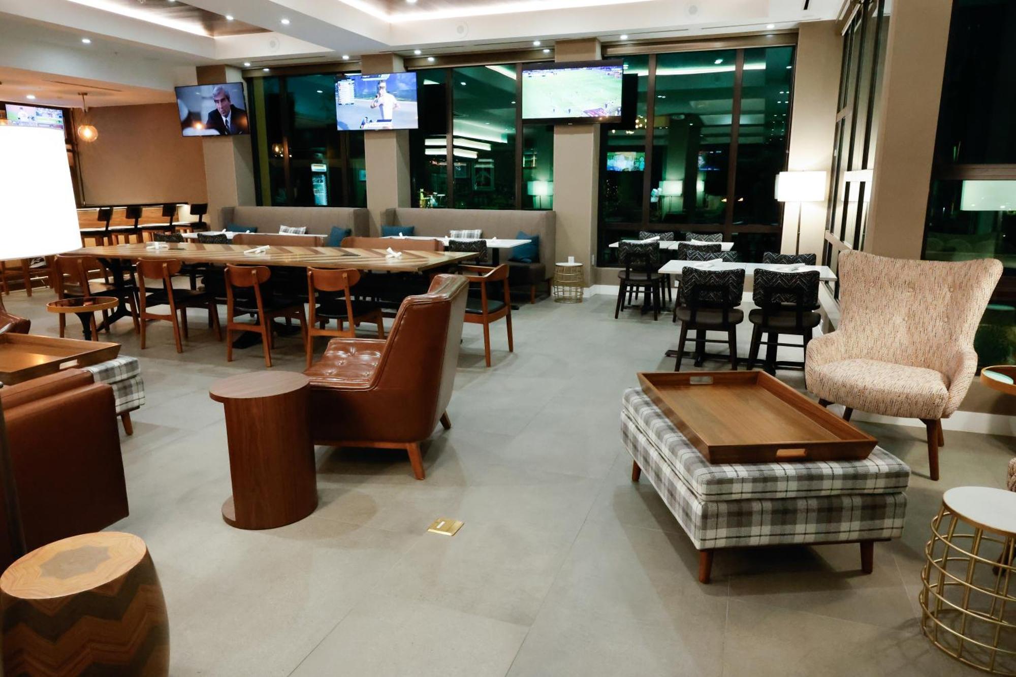Four Points By Sheraton Austin Airport Bagian luar foto